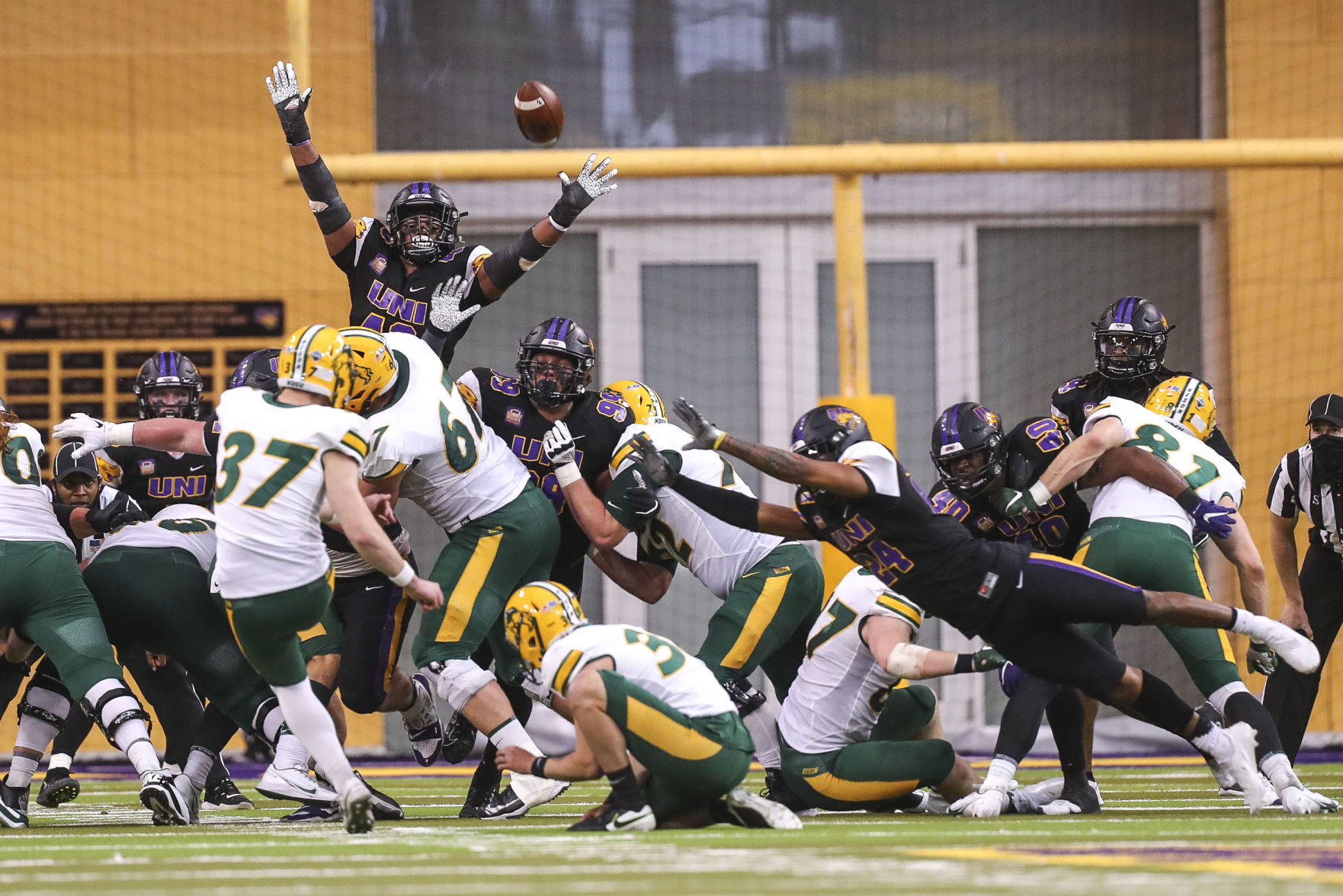CFBall UNI vs. NDSU 12
